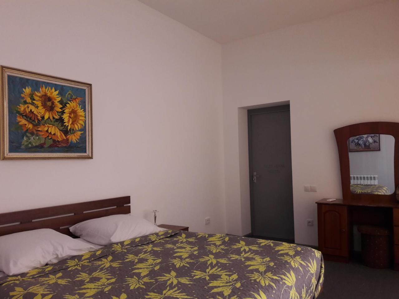 Jules Verne Hostel Taškent Exteriér fotografie