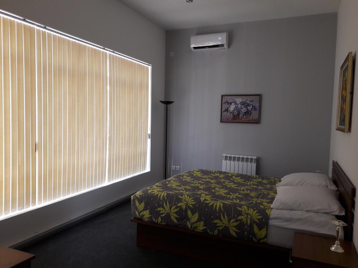Jules Verne Hostel Taškent Exteriér fotografie
